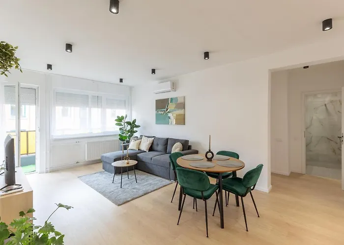 Gems Of Budapest - Emerald Suite
